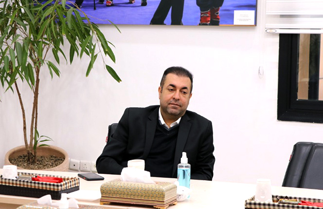 پیام عزیزی