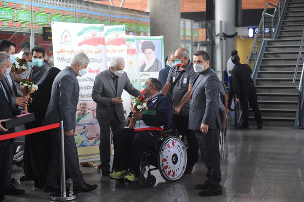 استقبال سه  3