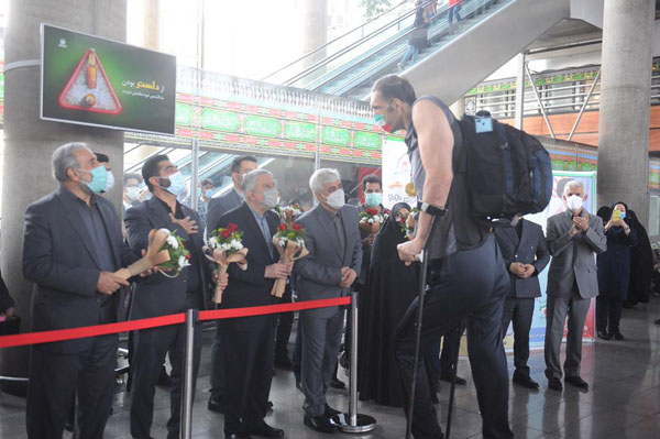 استقبال سه  19