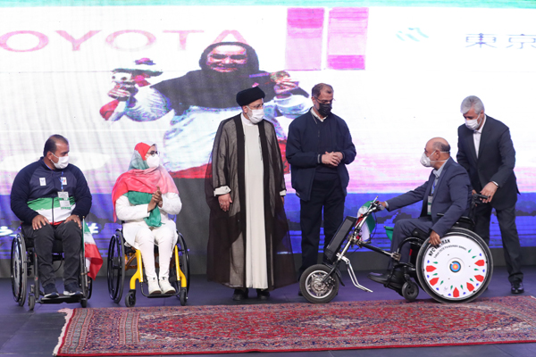 اهدای جوایز  1