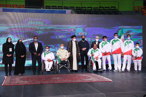 اهدای جوایز  3