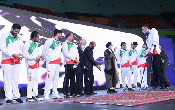 اهدای جوایز  11