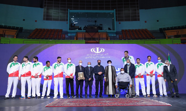 اهدای جوایز  12