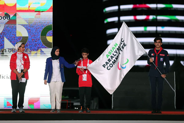 افتتاحیه یک  7