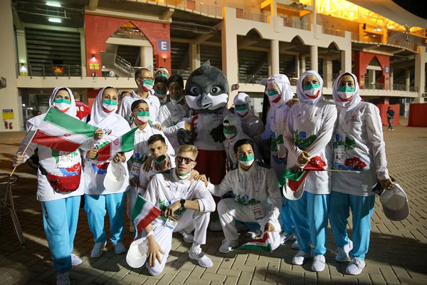 افتتاحیه یک  12