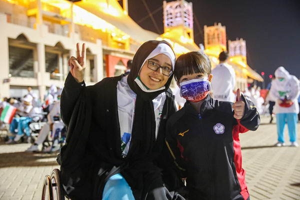 افتتاحیه یک  13