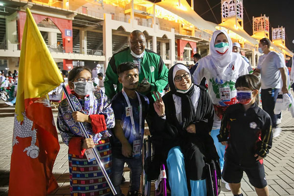 افتتاحیه یک  14