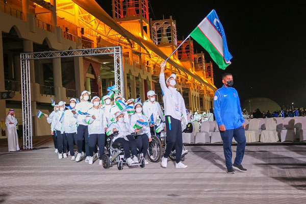 افتتاحیه یک  17