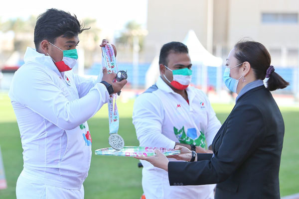 دو و میدانی 13