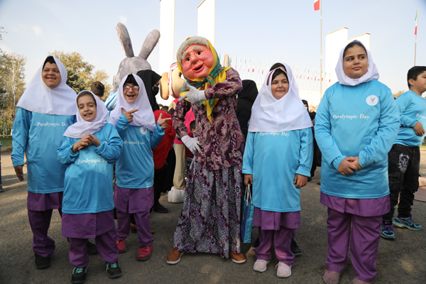 داداش زاده  15