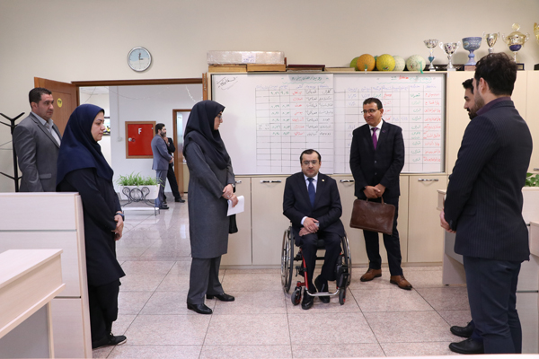 بازدید 18