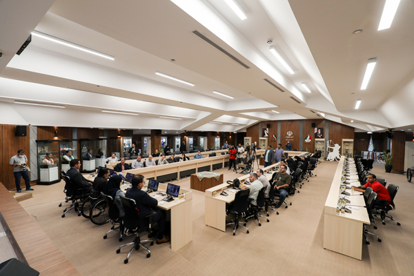 کنفرانس خبری  3