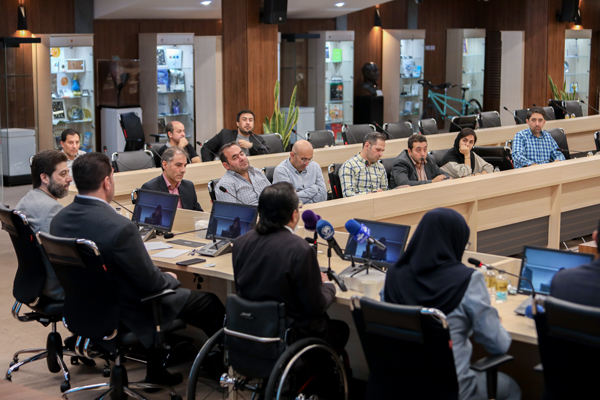 کنفرانس خبری  12