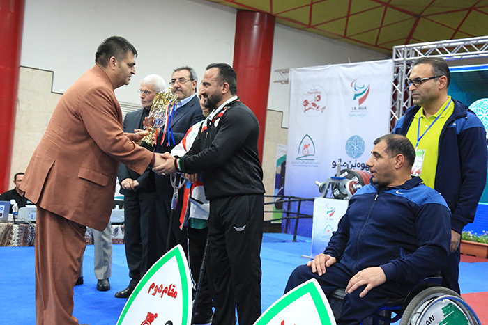 وزنه برداری  2