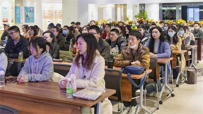 volunteers training courses2