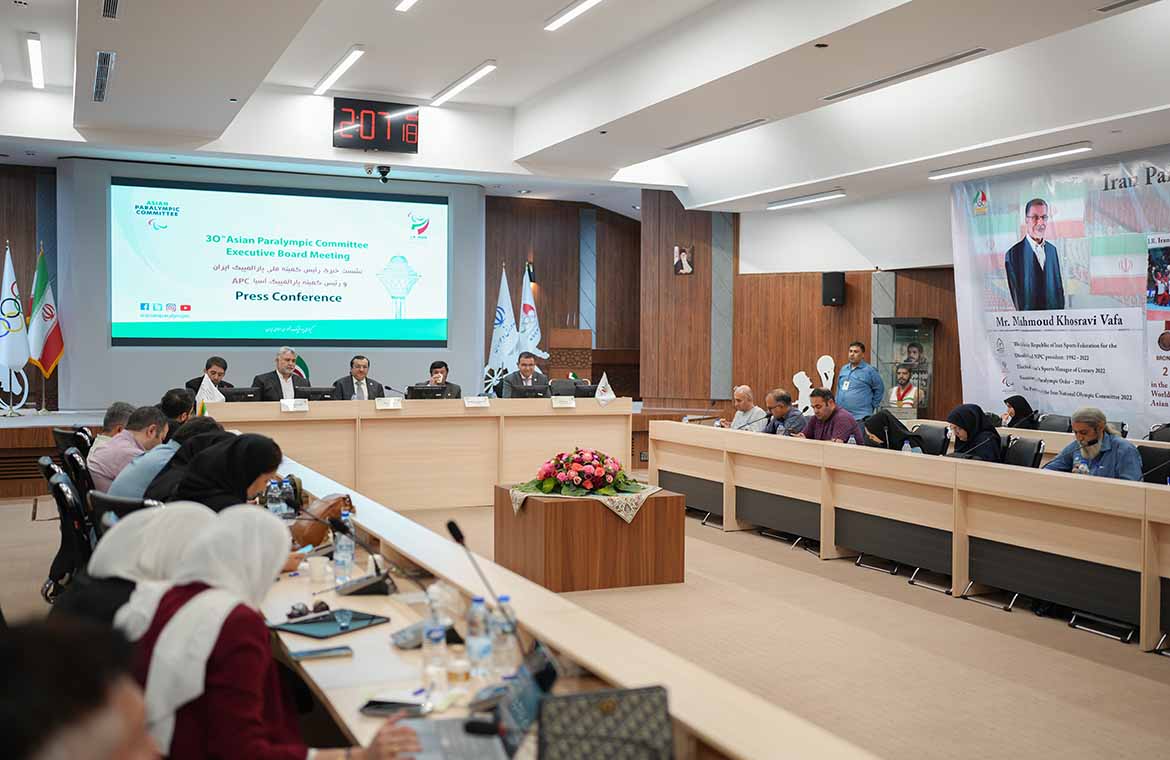 APC&NPC Press Conf 11