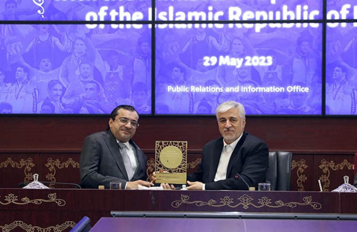 Iran Minister meeting APC head