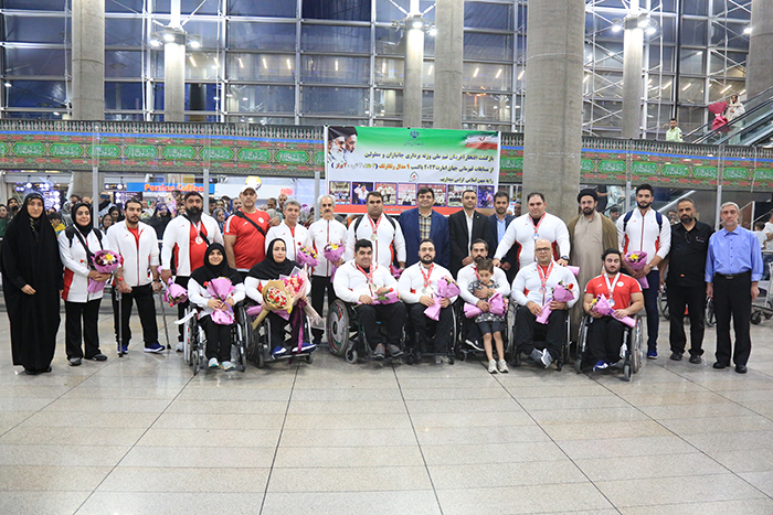 تیم‌های ملی وزنه برداری جانبازان و معلولین به کشور بازگشتند