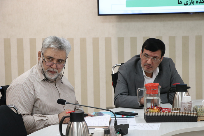 روز دوشنبه  11