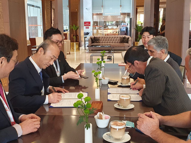 جلسه با کره  2