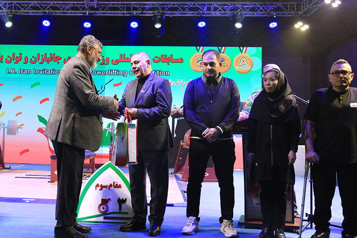 وزنه برداری آقایان  2