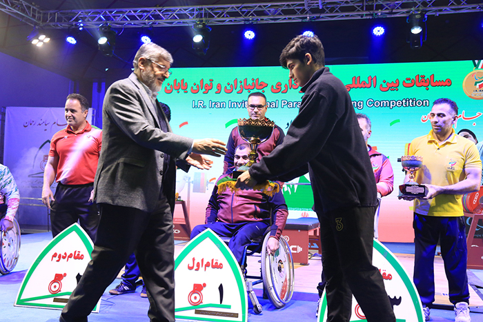 وزنه برداری آقایان  8