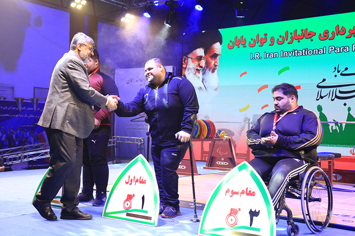 وزنه برداری آقایان  9