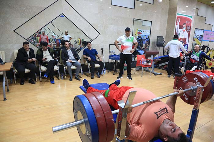 وزنه برداری  8