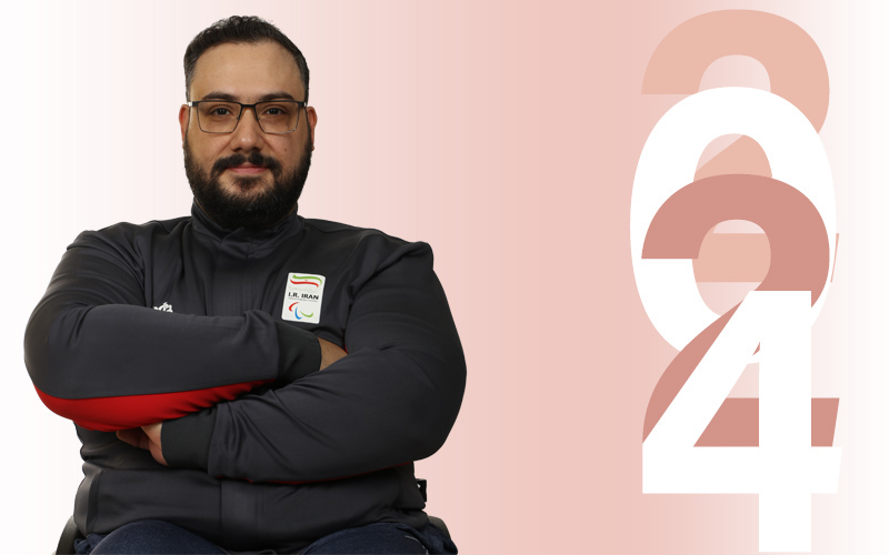 Rouhollah Rostami powerlifting