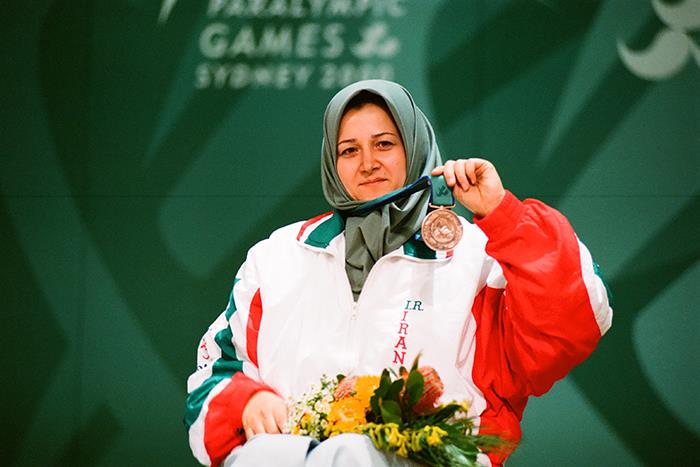 Nayereh Akef Sydney 700