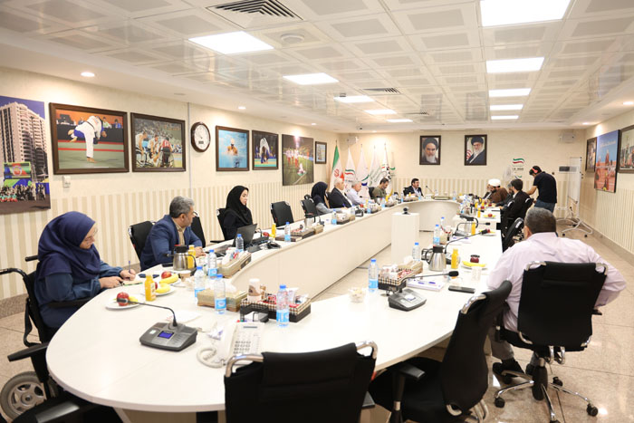 نشست جنبش و کمیته امداد  5