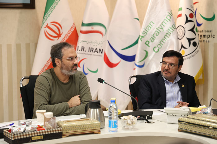 نشست جنبش و کمیته امداد  3