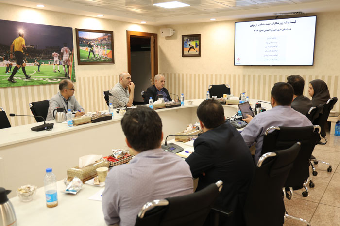 جلسه فنی شنا  1