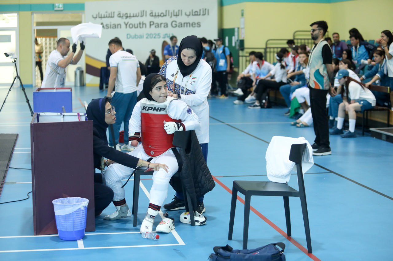 Haghighatshenas VA Chamsouraki  Taekwondo 7