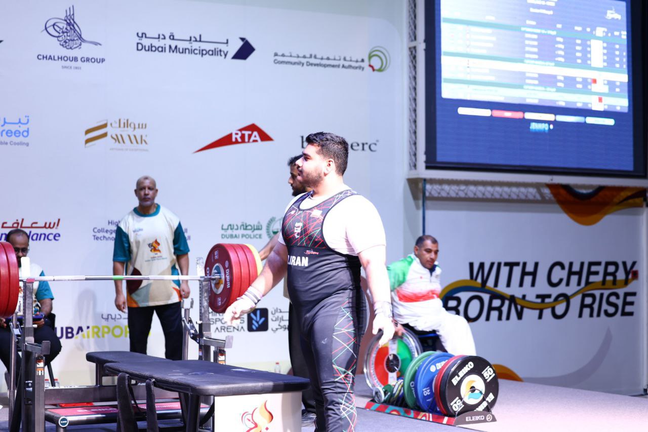 Reza Enayatollahi and Ali Eshaghnia 1