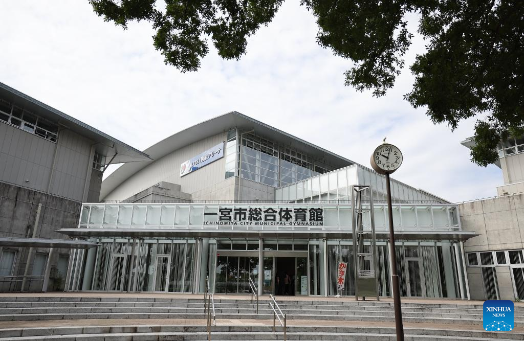 Badminton2  Ichinomiya City Municipal Gymnasium