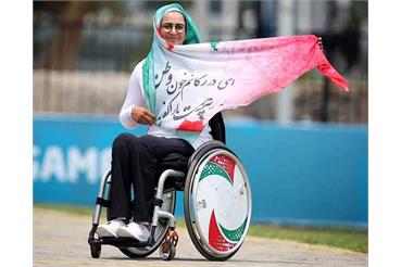 گفتگوی زهرا نعمتی با وب سایت APC؛ بانوان نباید هرگز آرزوهای خود را فراموش کنند