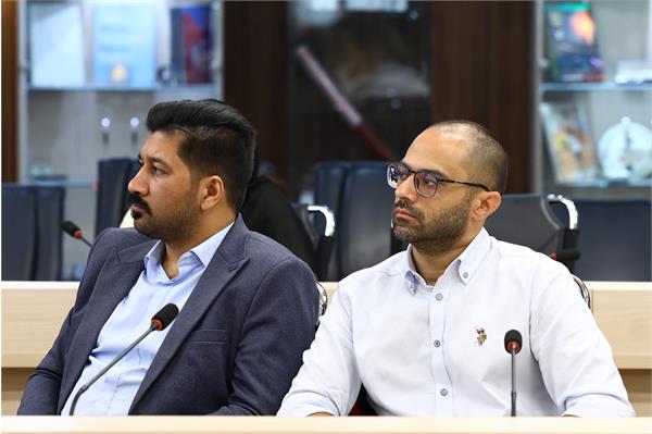 سمینار تخصصی «ریشه های روان شناسی ورزشی؛ بازخوانی بنیادهای فلسفی، اخلاقی و دینی مداخلات روان شناختی» 18