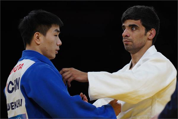 Meysam Banitaba Paris Silver 15