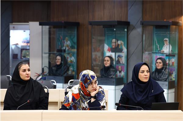 سمینار تخصصی «ریشه های روان شناسی ورزشی؛ بازخوانی بنیادهای فلسفی، اخلاقی و دینی مداخلات روان شناختی» 29
