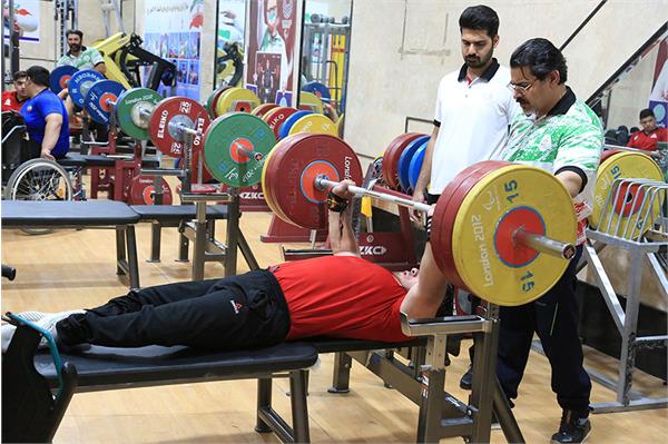 وزنه برداری  12