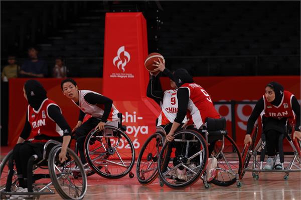Women WH basketball Iran China Joshaghani 4