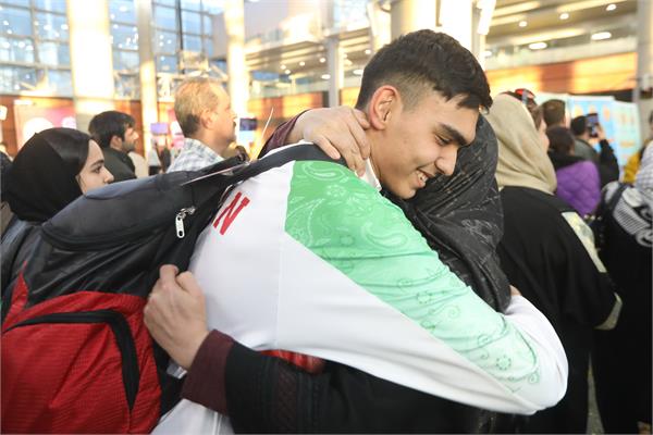 Iran Return from Dubai Mahdi Nasiri 19