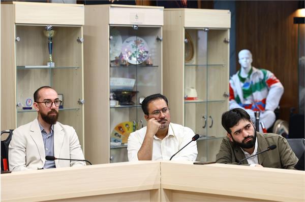 سمینار تخصصی «ریشه های روان شناسی ورزشی؛ بازخوانی بنیادهای فلسفی، اخلاقی و دینی مداخلات روان شناختی» 17