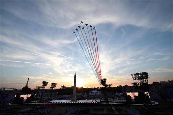 Farsi Paris Opening Getty 5