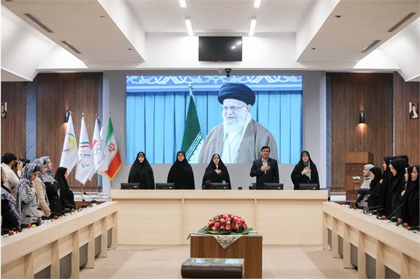 نشست بانوان  60