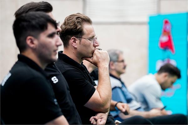 گردهمایی پاریس  27