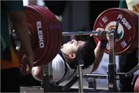 مانی سعیدی قهرمان دسته ۹۷ کیلوگرم شد