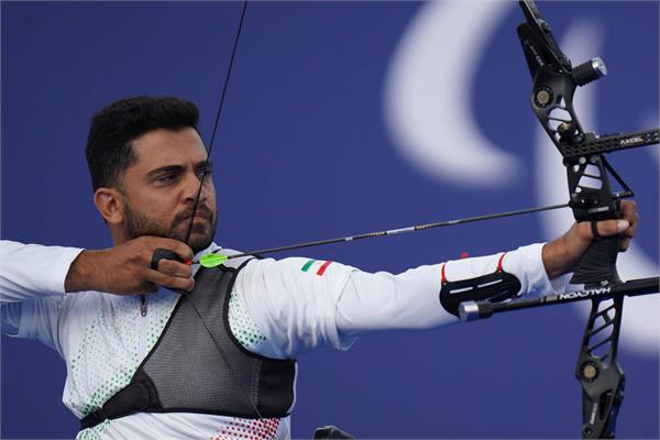 Paris Mem Recurve Ameri & Rahimi 11