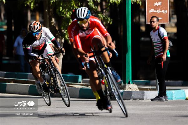 پارادوچرخه  3